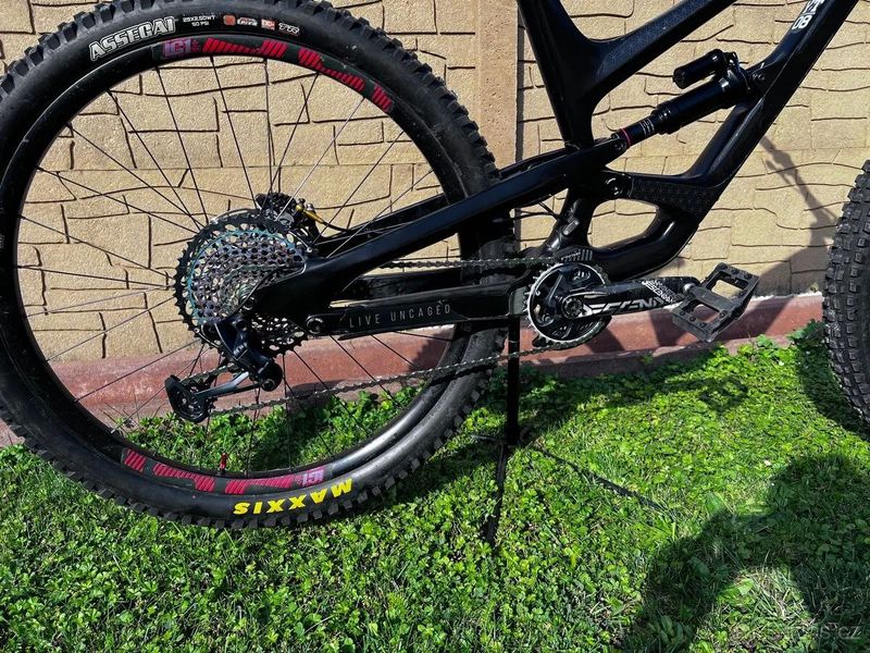 YT Industries capra XXL