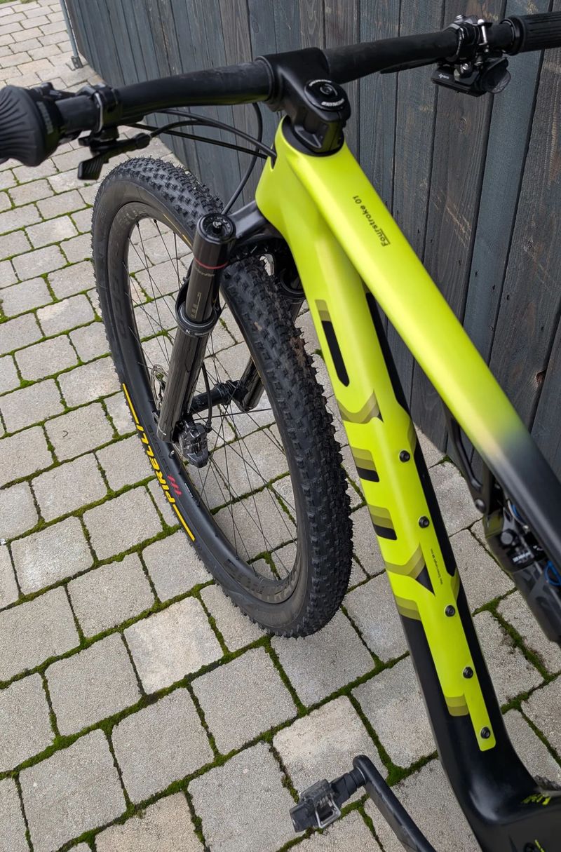 BMC FOURSTROKE 01