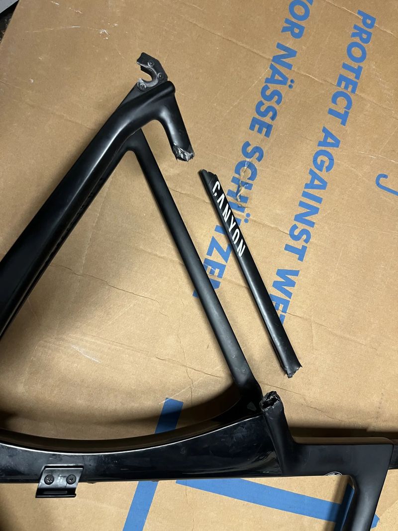 Rámový set Canyon AEROAD CF SLX, rafkove brzdy, Di2