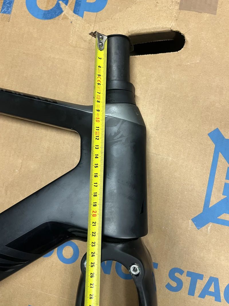 Rámový set Canyon AEROAD CF SLX, rafkove brzdy, Di2