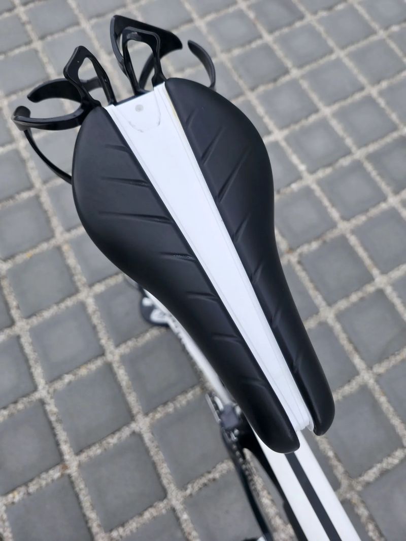 Triatlonové silniční kolo ISAAC Muon TT Carbon 2021 Ultegra Di2 – velikost L