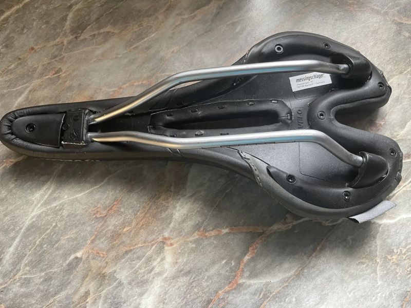 Specialized BodyGeometry Carbon 127 mm, Syncros RR2.0 127 mm, Velo SpeedFlex AD 130mm