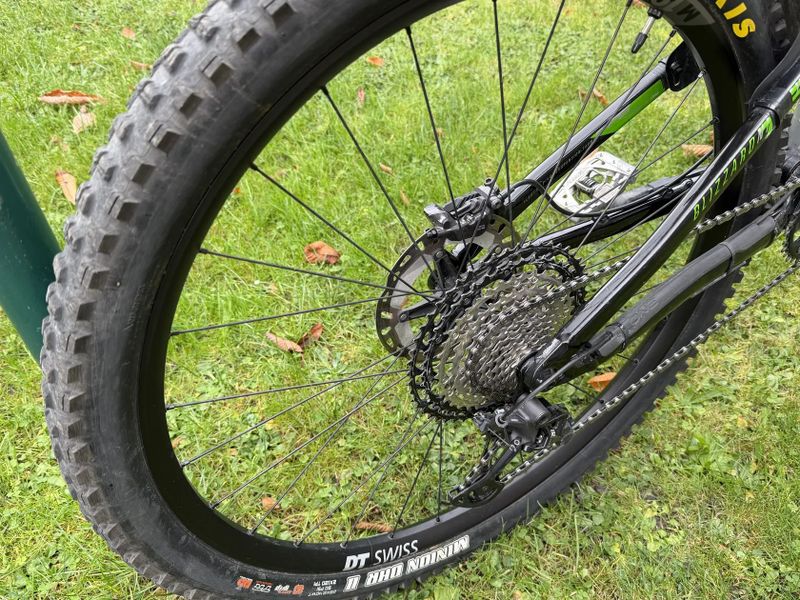 Rock Machine Blizzard TRL 90-29