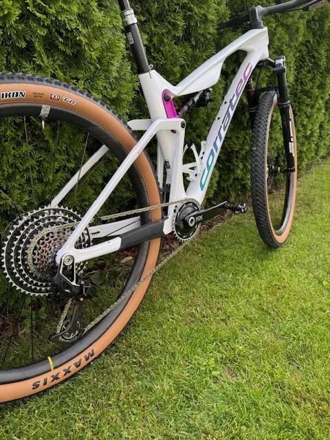 Corratec Revo Bow iLink SL Ultra (Bílá) 2025