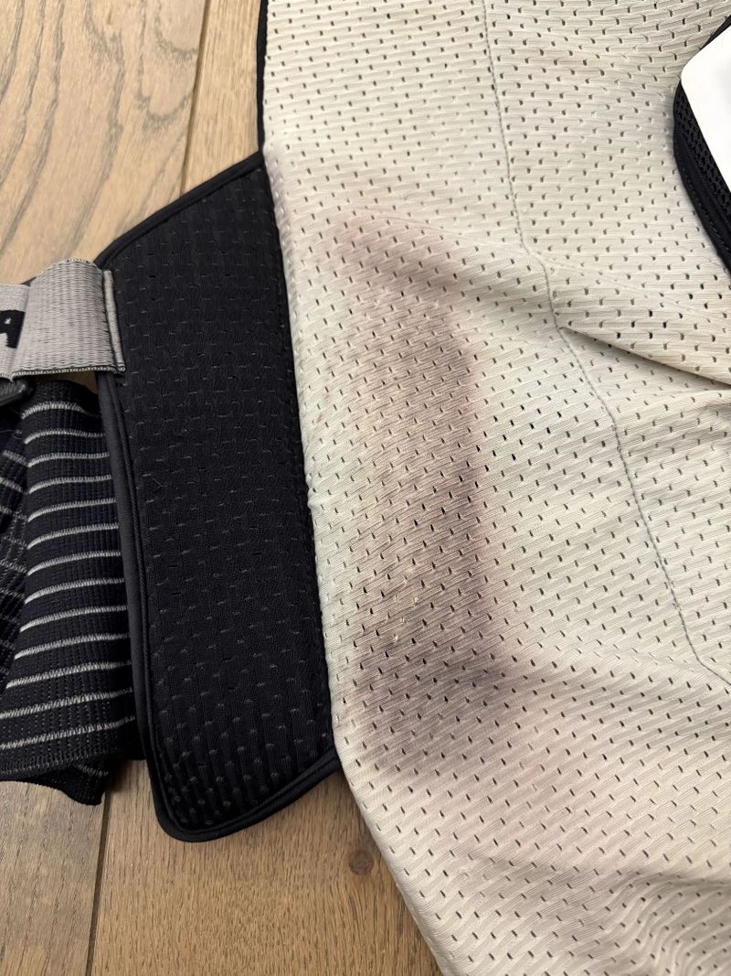 Chráničová vesta Leatt - vel. L/XL