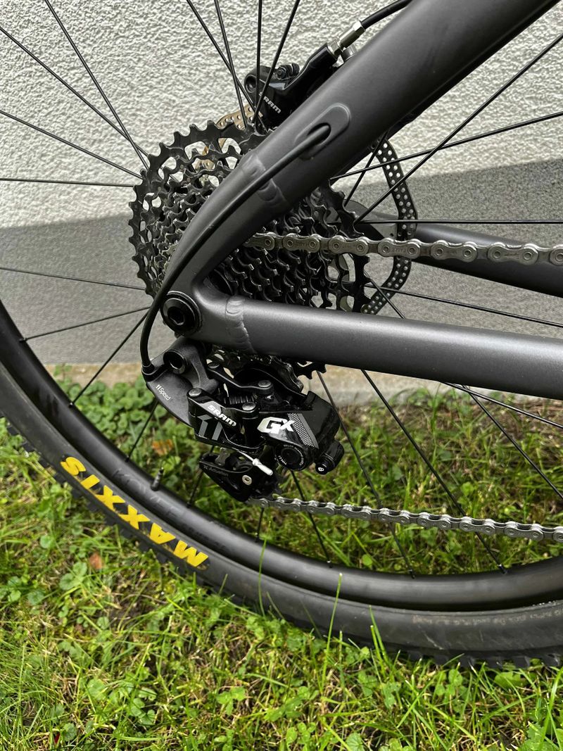 Dartmoor Primal 29 S - zánovní 