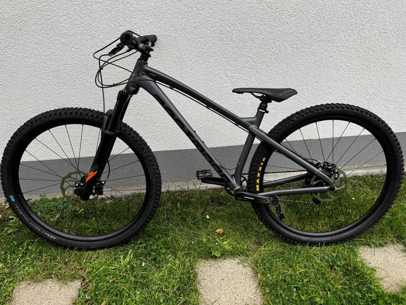 Dartmoor Primal 29 S - zánovní 