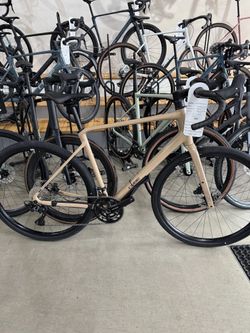 Cube Nuroad Race Cappuccino - XS, M a L