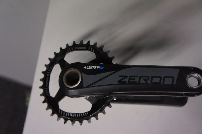 SR Kliky 1 SR Suntour Zeron 160mm 30z 