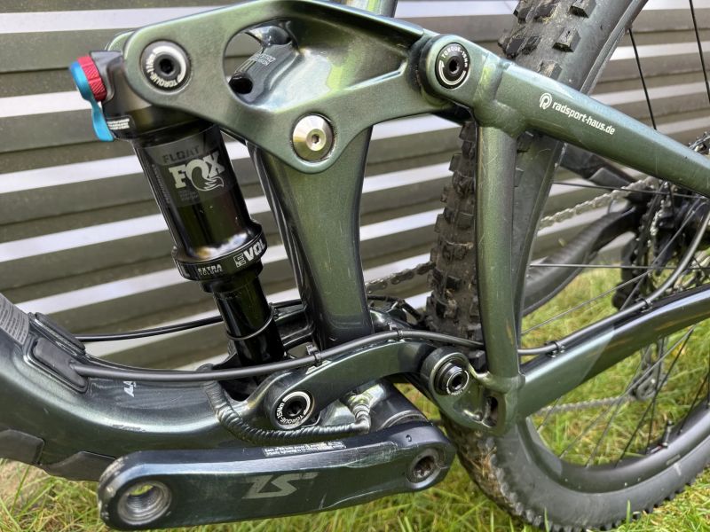 Giant Trance X2 - REZERVOVÁNO!