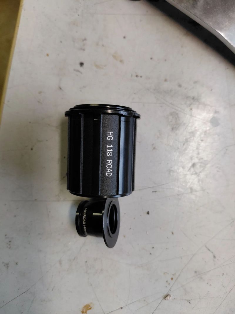 FFWD Drift (36 mm), DT240 2:1 EXP, MattBlack, plášť