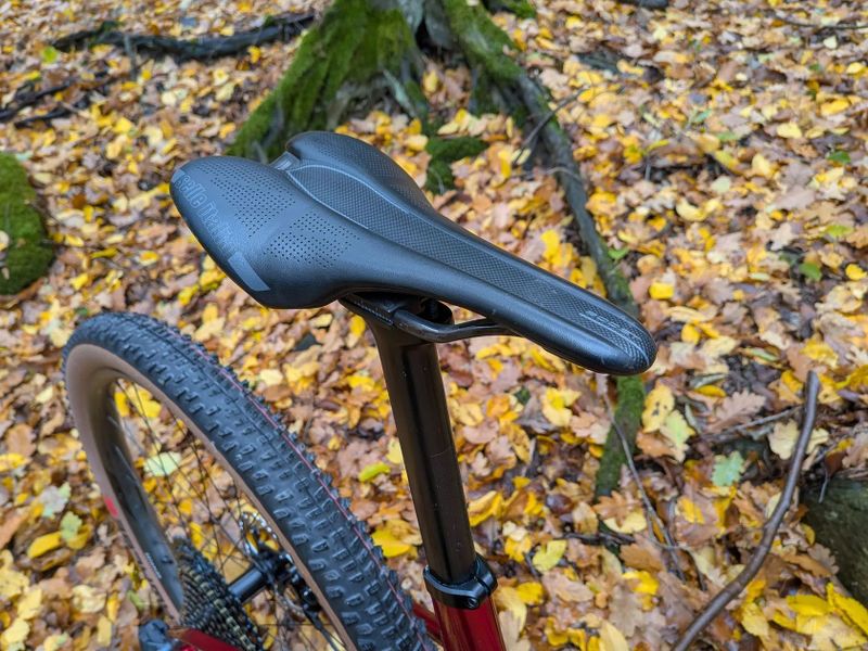 BMC Twostroke 01 Four, Sram X01 AXS, Fox 32 factory, karbonové ráfky 