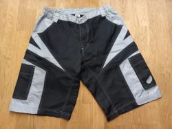 Nové volné kraťasy