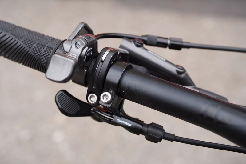 horské kolo 29" MRX ER25 SPOMB II AXS T-type vel. 17,5" stříbrný chameleon