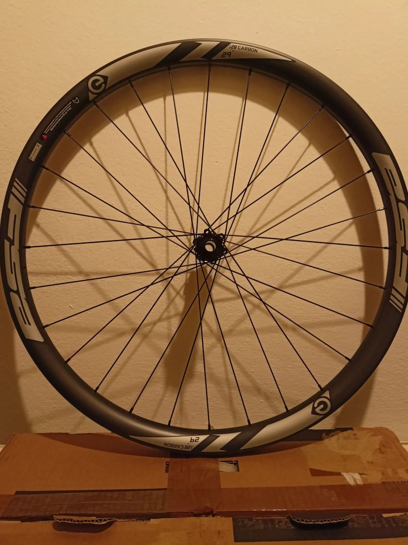 Nové výplety FSA e-mtb i29 carbon mullet boost XD