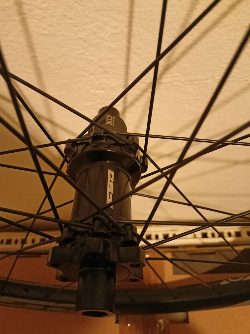 Nové výplety FSA e-mtb i29 carbon mullet boost XD