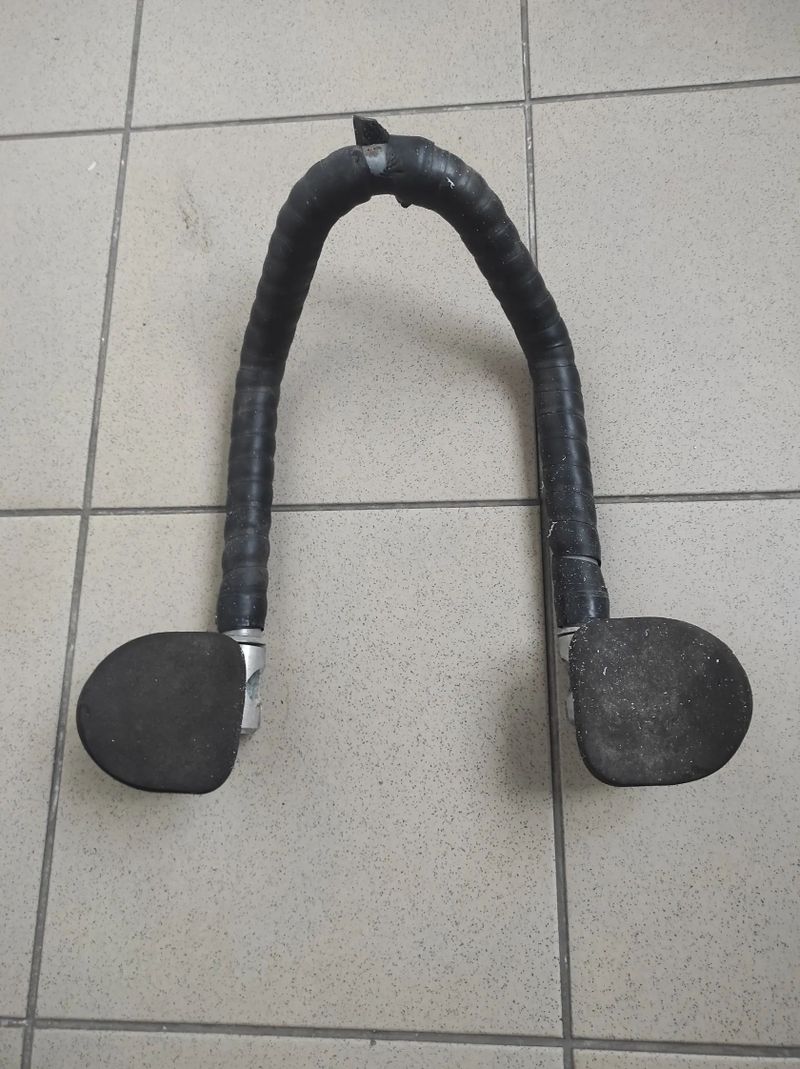 historická triatlonová - časovkářská hrazda značky KUBOJ