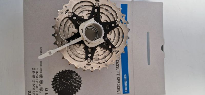 Shimano kazeta CS-R7000