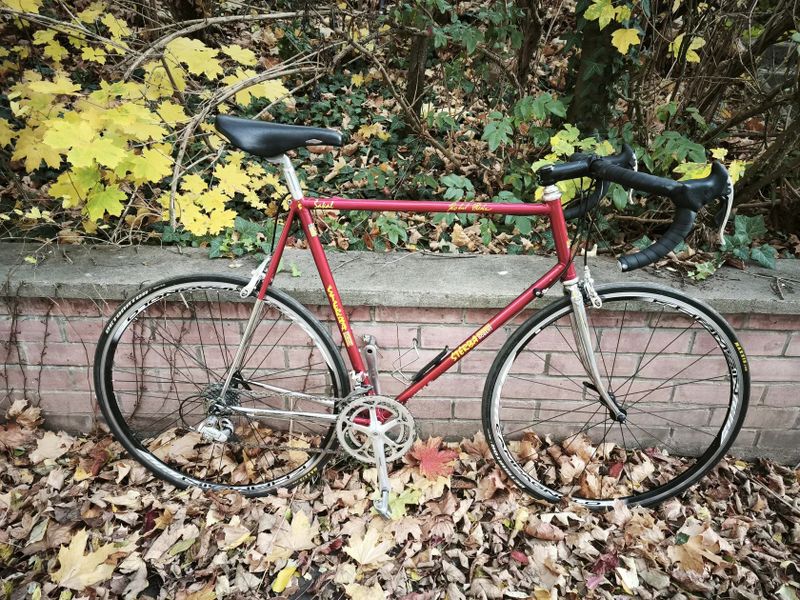 Robert Štěrba retro silnička