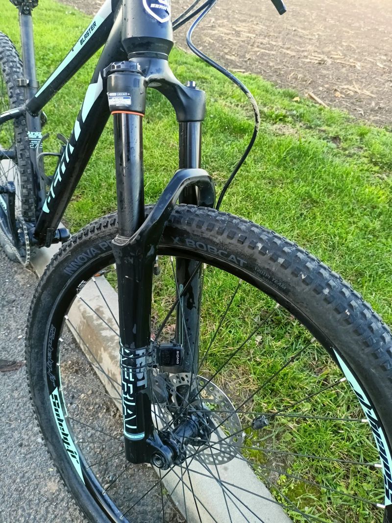 Beany BEANY BLASTER 27,5 - vzduchová vidlice 120 mm, v záruce