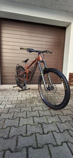 Trek Slash