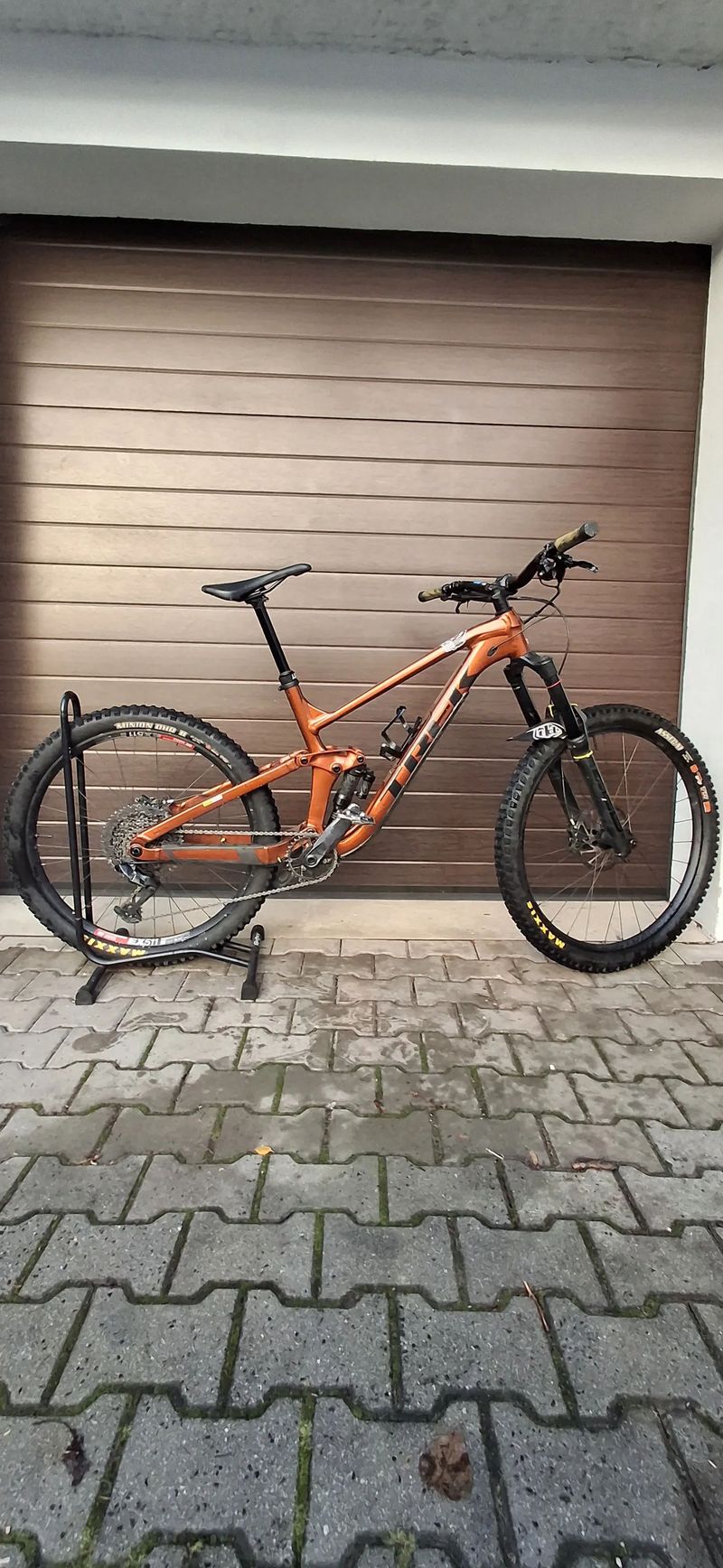Trek Slash