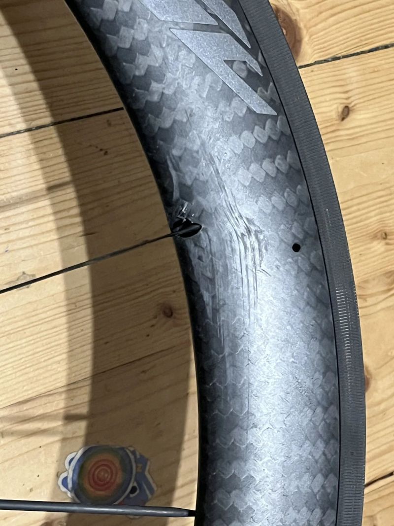 Zapletená kola Mavic Cosmic, ořech Shimano,