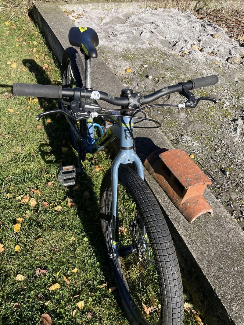 Rock Machine Blizz 24 junior