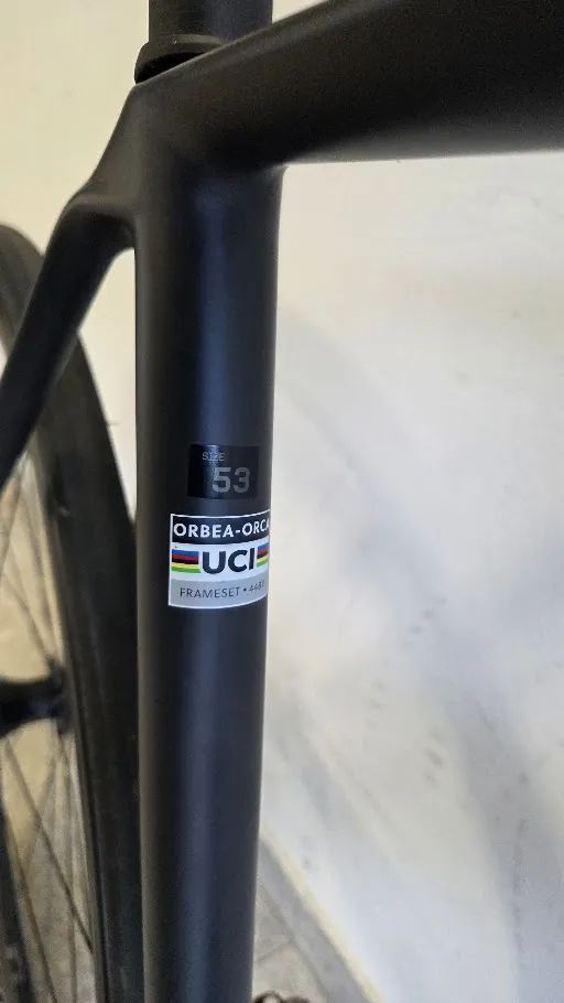 Na prodej silniční kolo ORBEA ORCA M21eTEAM PWR