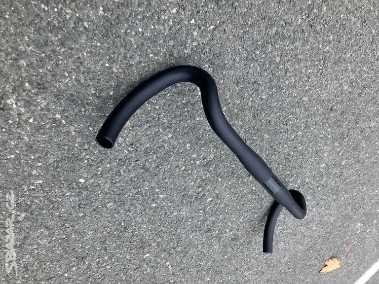 gravel riditka / řídítka - karbon / carbon