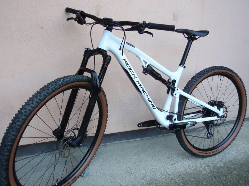 Zánovní Rock Machine Blizzrad 70-29