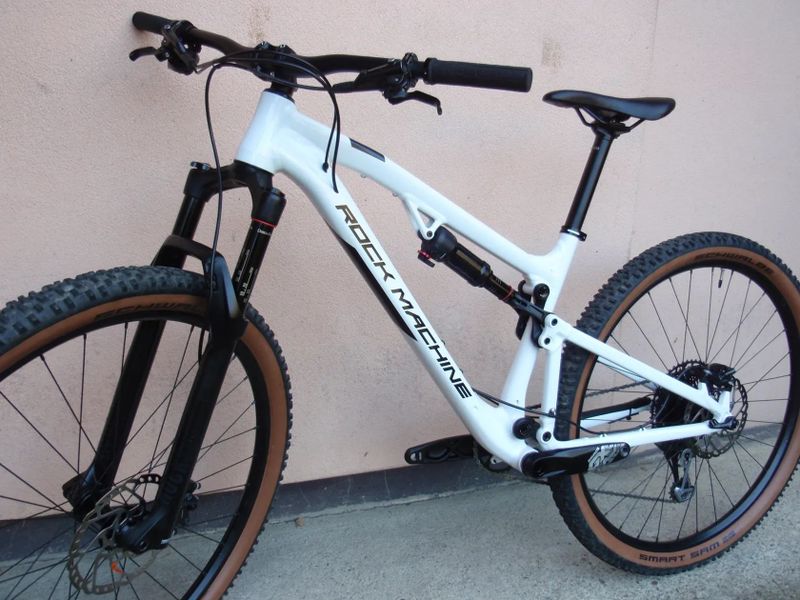 Zánovní Rock Machine Blizzrad 70-29