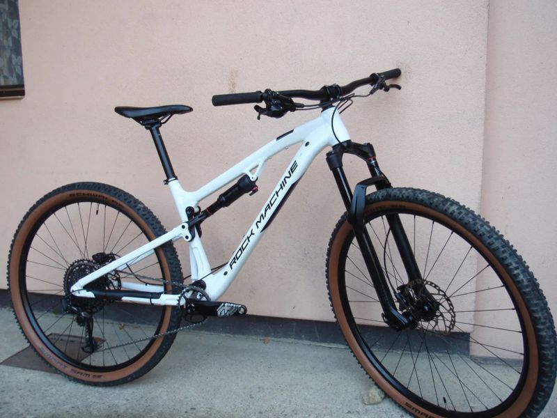 Zánovní Rock Machine Blizzrad 70-29