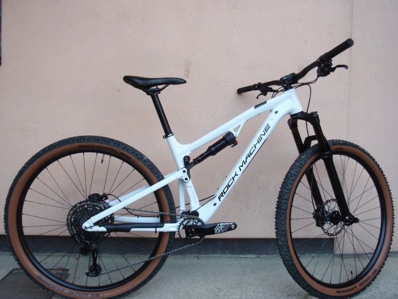 Zánovní Rock Machine Blizzrad 70-29