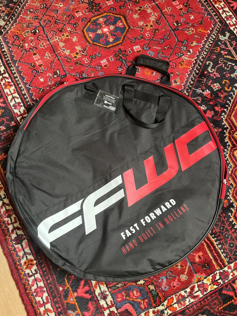 Prodám obal na kola Fast Forward