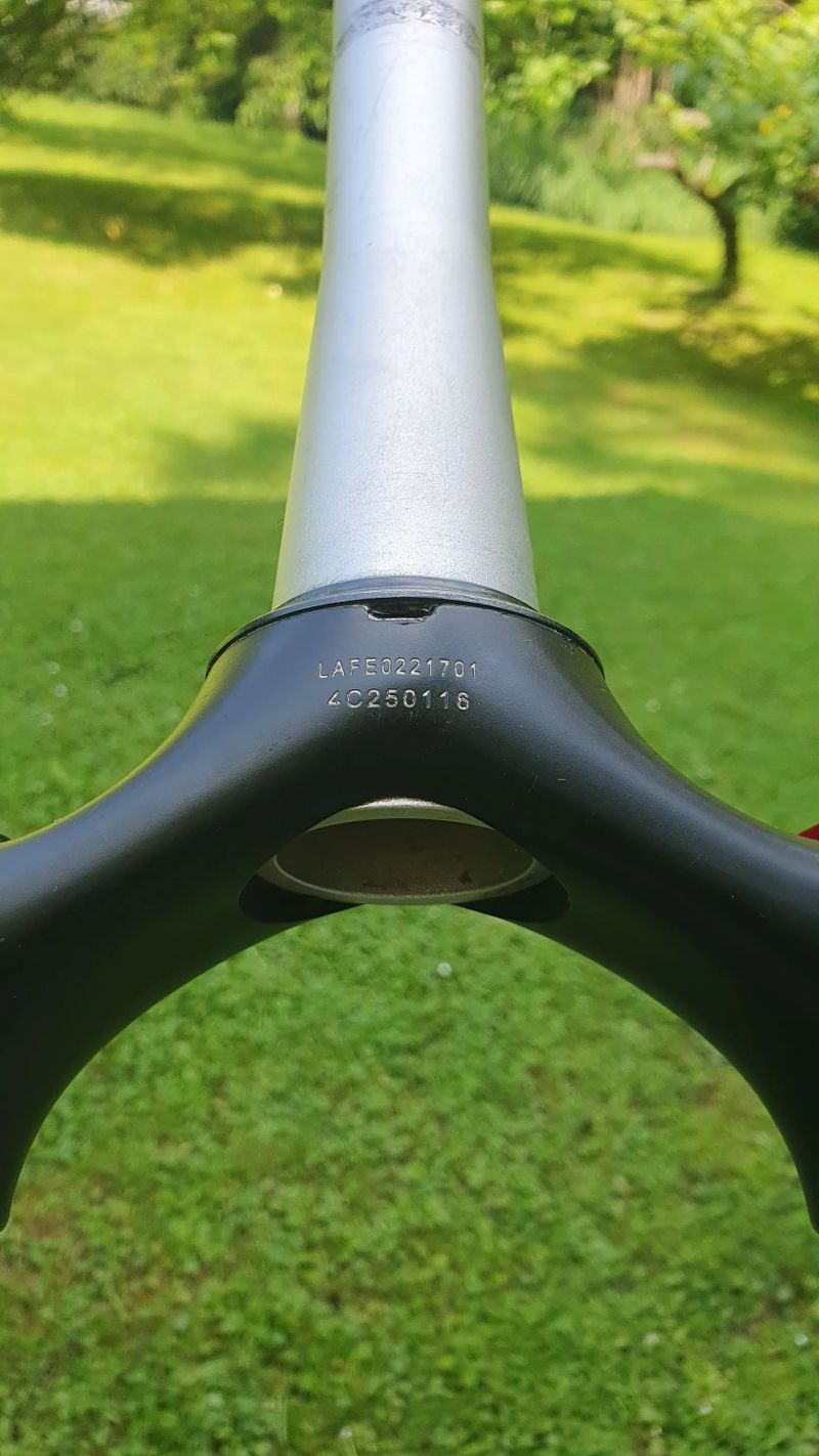 Xfusion metric R vidlice 27,5 190-200mm zdvih 