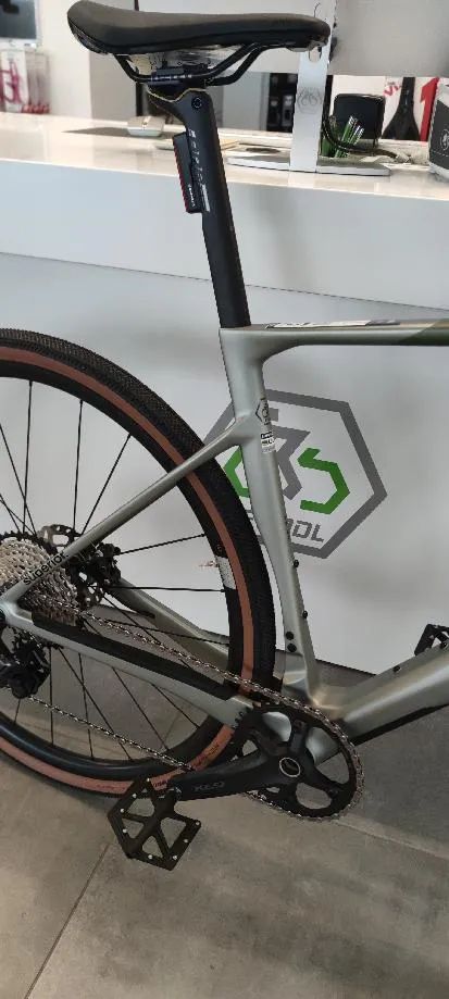 SUPERIOR XR 9.5 GR Matte Green Grey/Green vel. L za cenu 51990 Kč