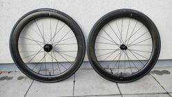 Prodám nová karbonová kola Giant SR 1 50 disc