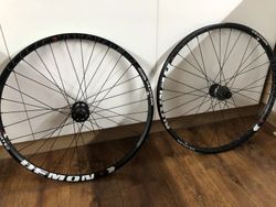 NOVATEC DEMON 27.5