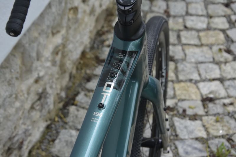 Kellys Soot X90 2025 S