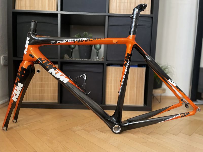 KTM Revelator Prestige World Cup / rámová sada Di2 / carbon
