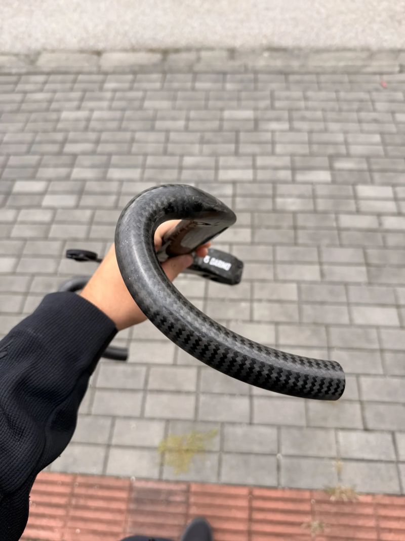 Karbonová řídítka Darimo Nexum Drag silniční/gravel - 218 gramů