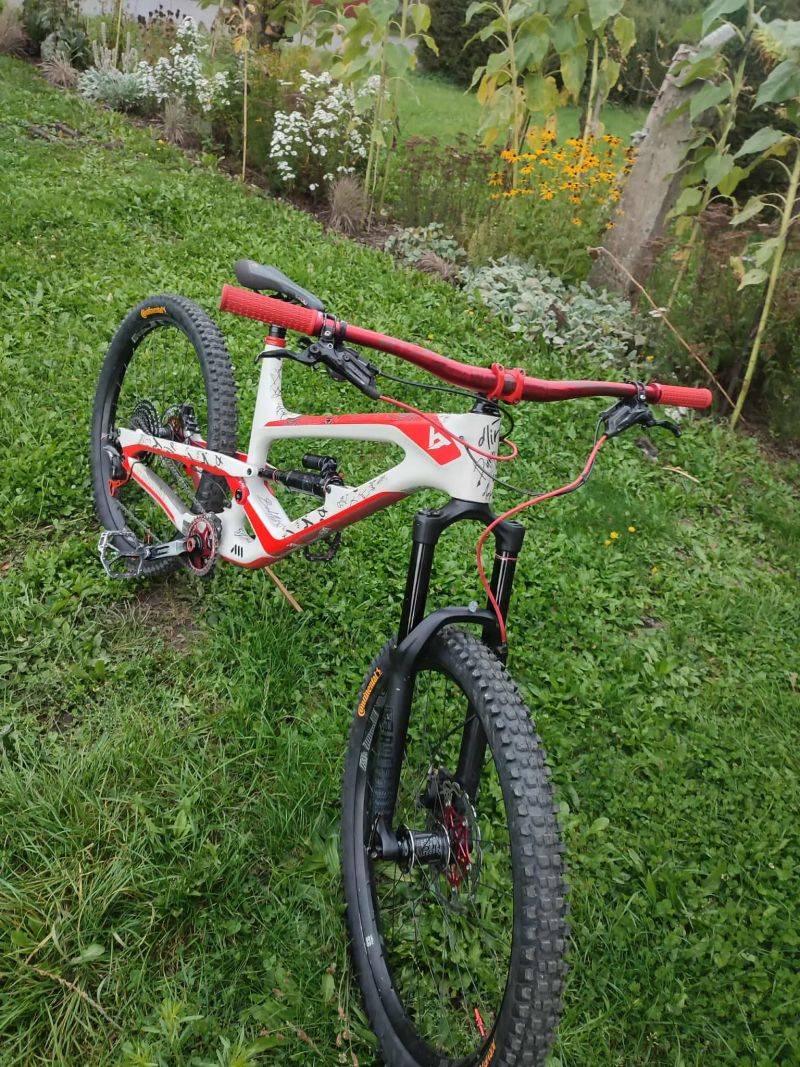 YT Industries Capra castom 