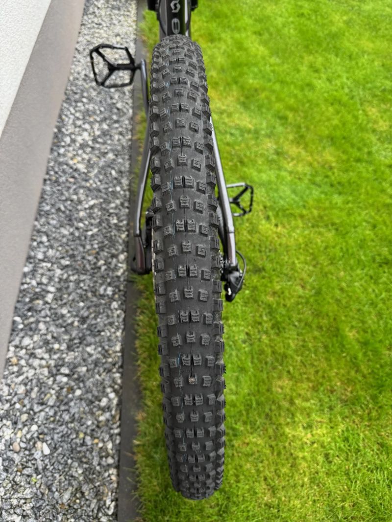 Scott SPARK 940 / CARBON / 1. majitel / SUPER STAV / PO SERVISU Z 09/2025 / najeto cca 500 km