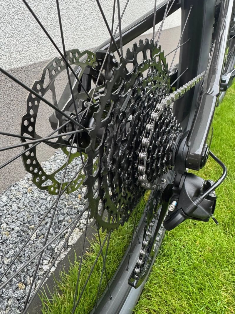 Scott SPARK 940 / CARBON / 1. majitel / SUPER STAV / PO SERVISU Z 09/2025 / najeto cca 500 km