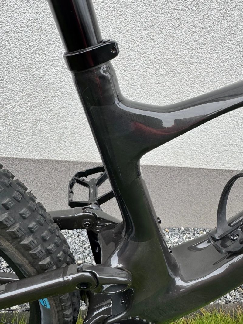 Scott SPARK 940 / CARBON / 1. majitel / SUPER STAV / PO SERVISU Z 09/2025 / najeto cca 500 km