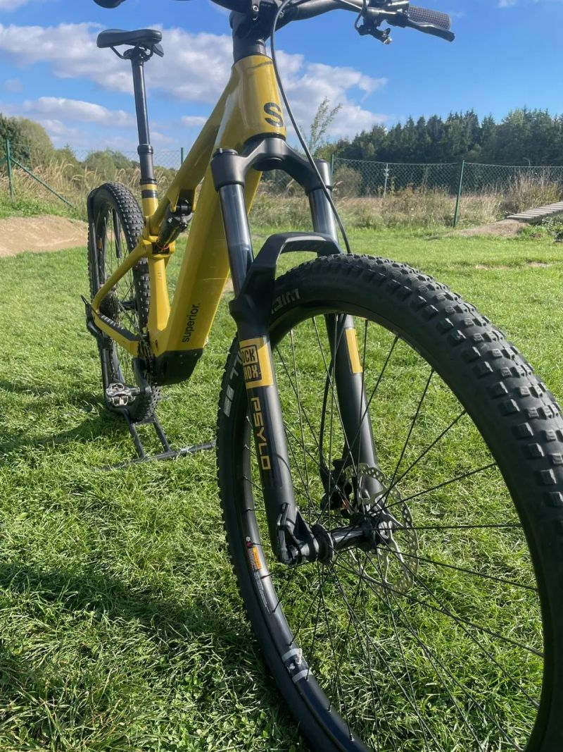 Superior iXF 9.2 ze Singletrailu Moravský kras