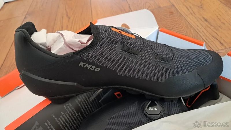 DMT KM30 Black/Black 47 carbon- NOVÉ ⭐ ⭐ ⭐