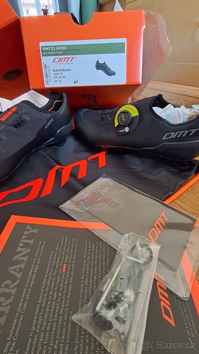 DMT KM30 Black/Black 47 carbon- NOVÉ ⭐ ⭐ ⭐