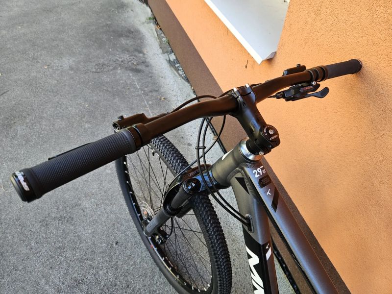 MMR 29" Deore 1x12, vdlce vzduchová Rock Shox